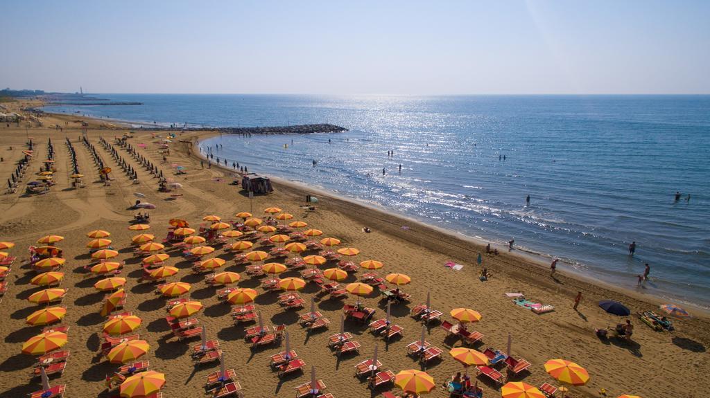 Hotel Cavallino Bianco Bagian luar foto